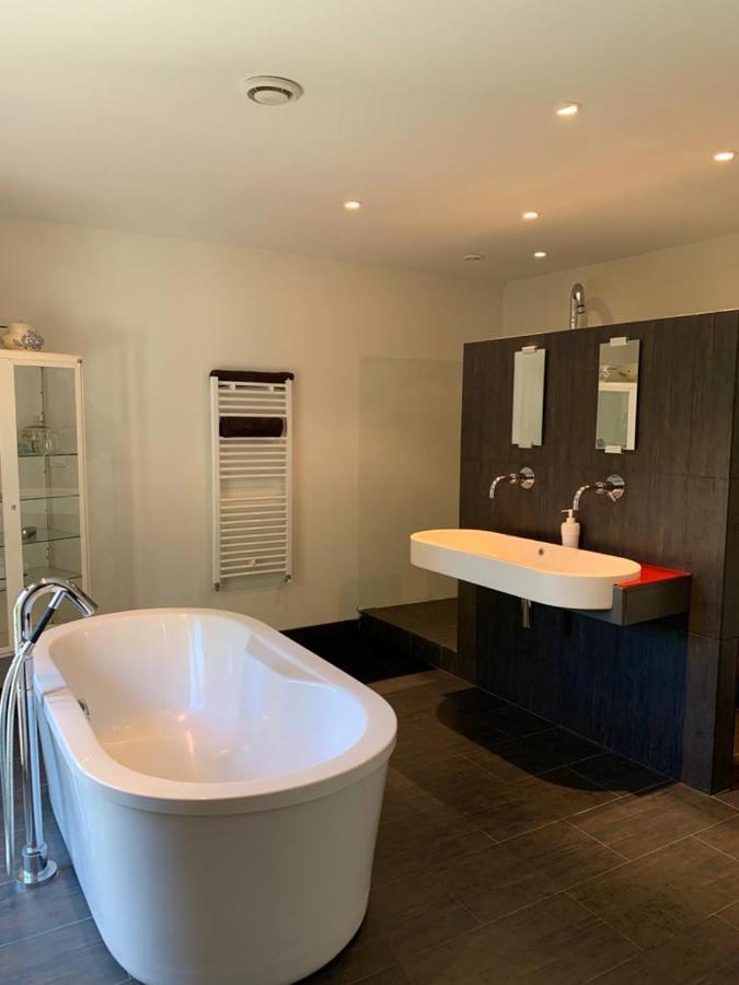 Bed and Breakfast Mas Carita Cabannes Экстерьер фото